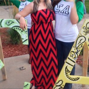 🏇 2 for $30 🏇 Chevron tube maxi dress